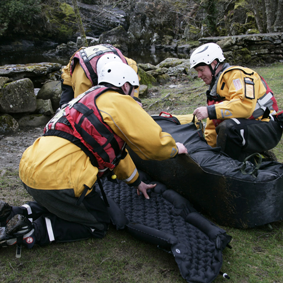 Snatch Rescue Method Xtract SR Tactical Stretcher Afloat – Helix Operations